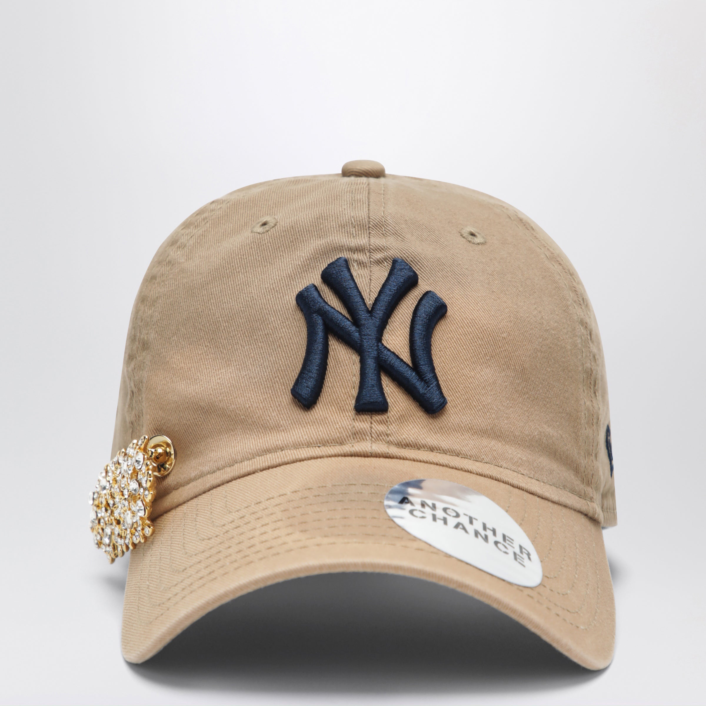 New Era 9Twenty Beige 03 Cap With Pin