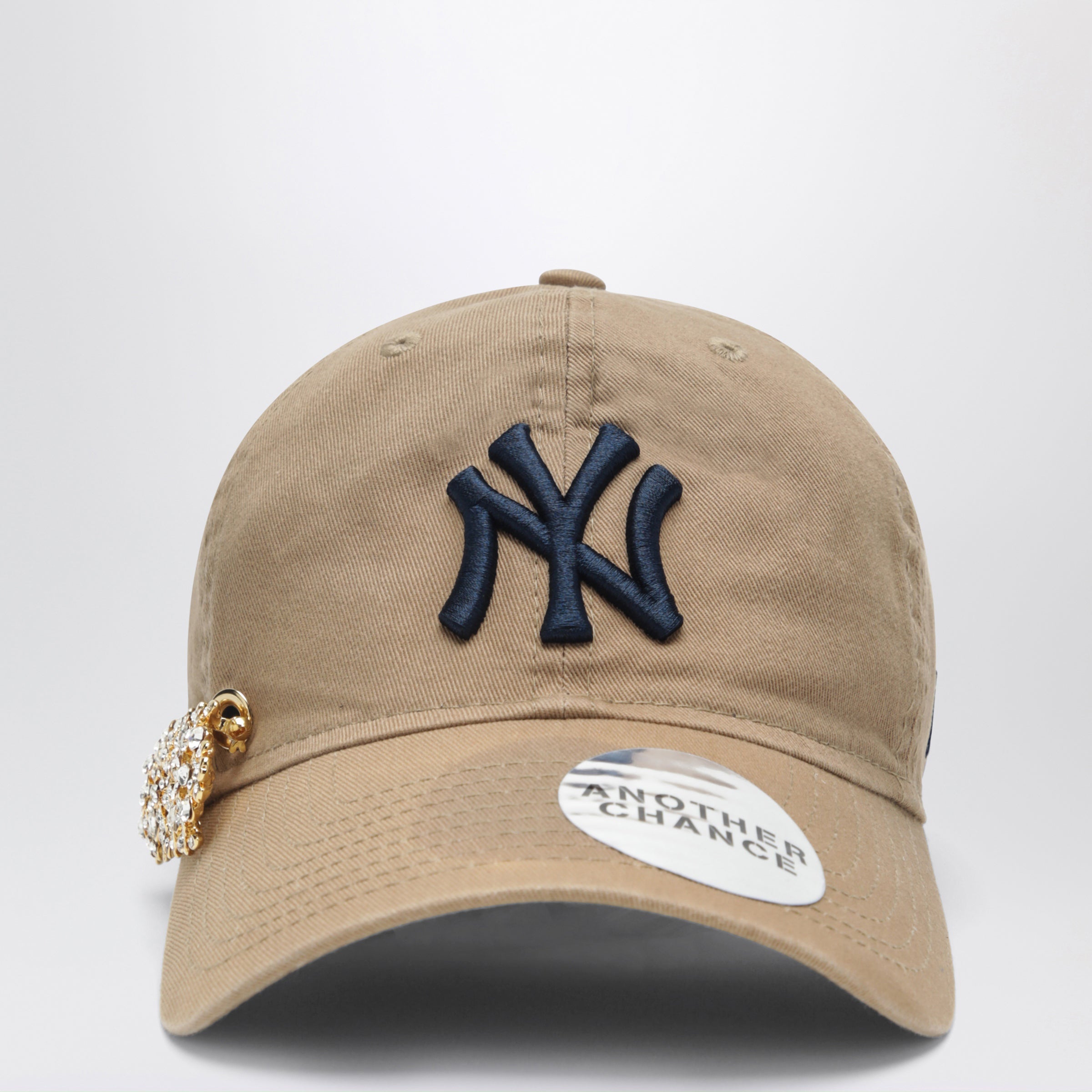 New Era 9Twenty Beige 07 Cap With Pin