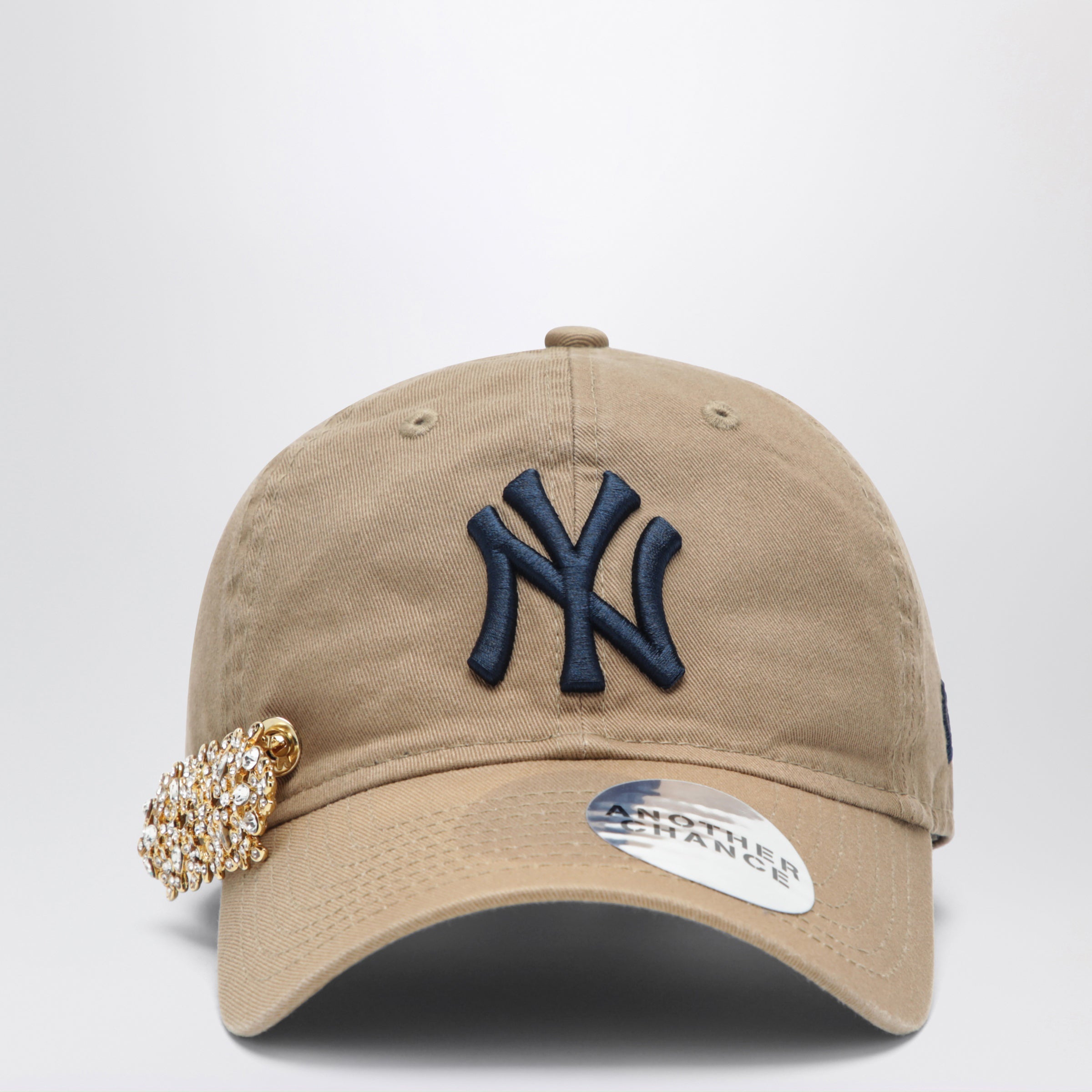 New Era 9Twenty Beige 08 Cap With Pin