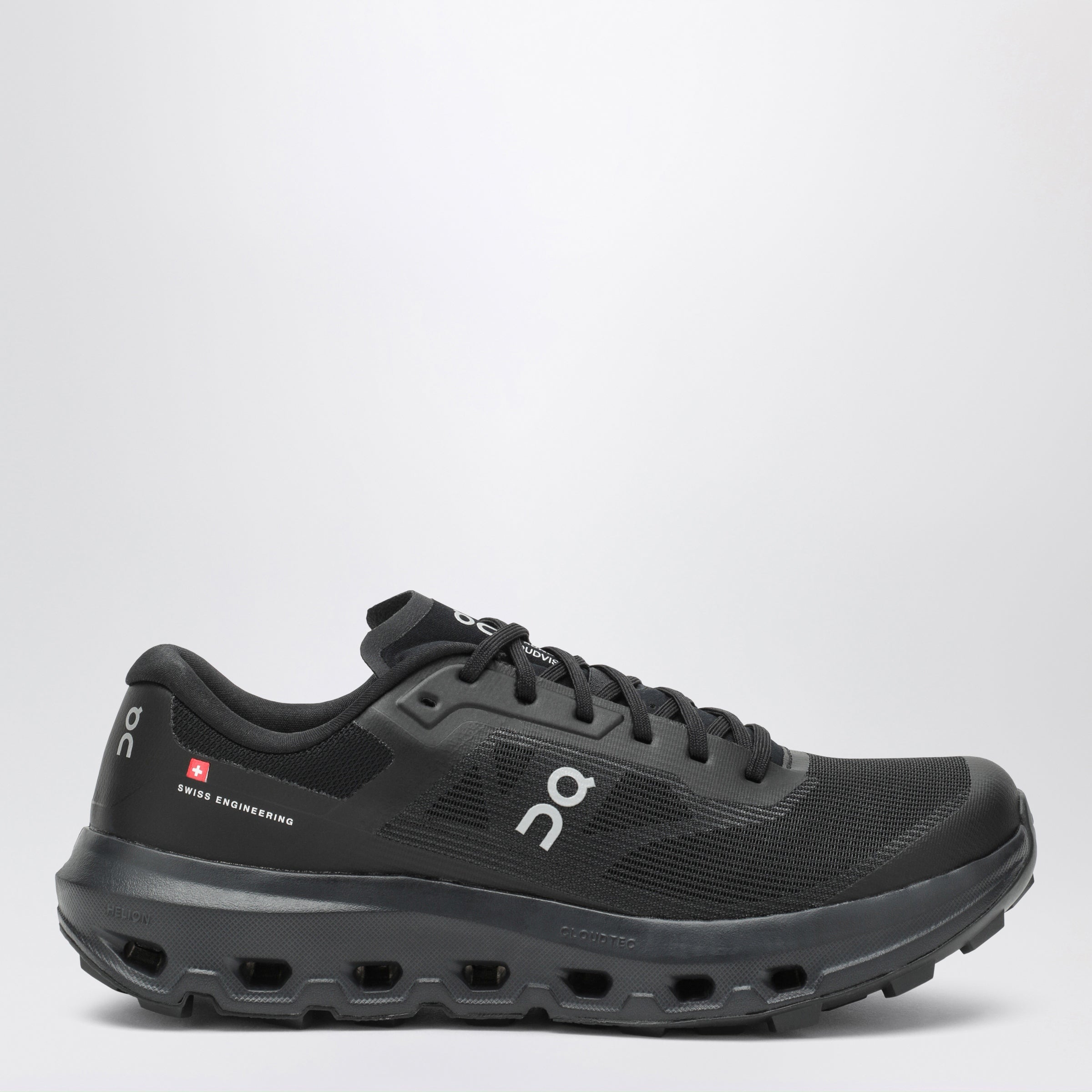 Cloudvista 3 Black Sneakers