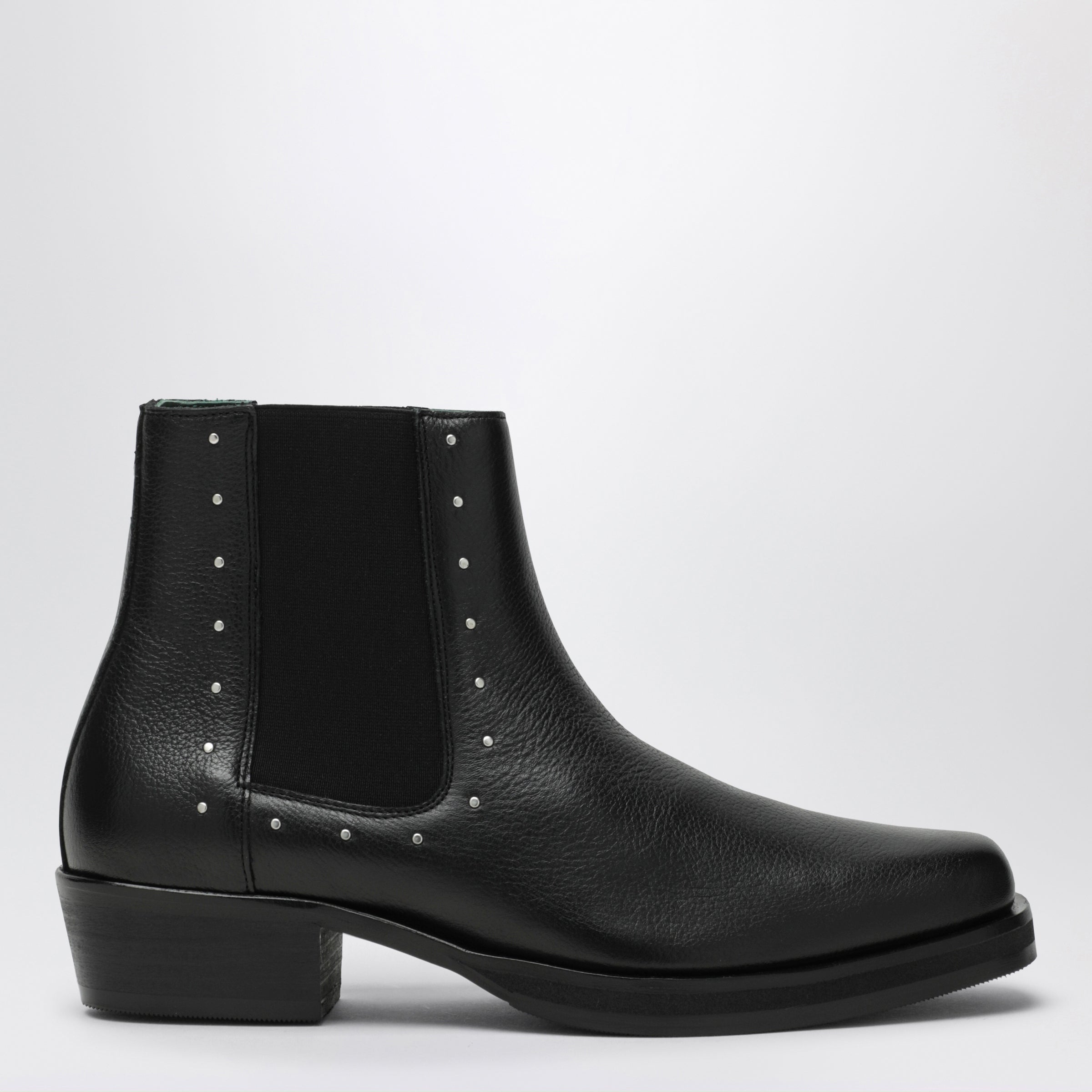 Vinny's Joee Chelsea Ankle Boots In Black With Small Studs